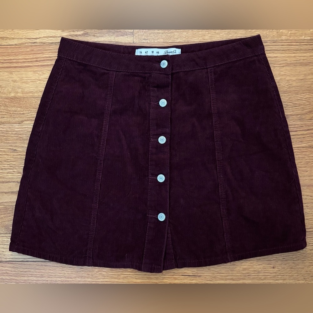 Denim Co Corduroy Skirt Women’s US 10 Maroon Button Front Detail Casualwear